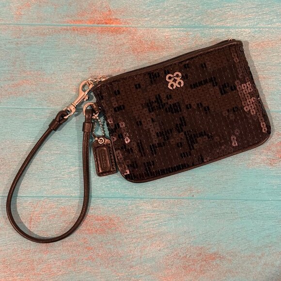 Coach Black Sequin Wristlet Clutch With Leather Strap & Silver Hardware - Picture 1 of 9